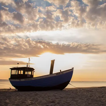 Ostseebad-karlshagen-ansprechende-ferienwohnung-fruehling Lejlighed Karlshagen