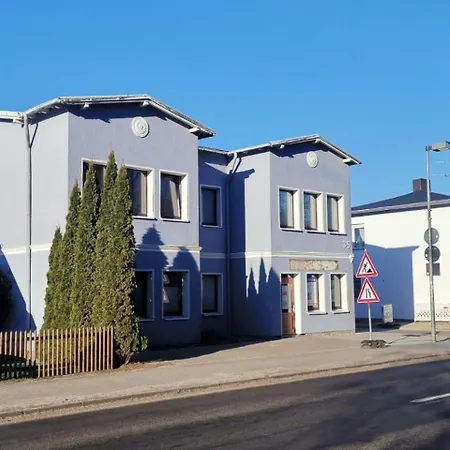 Ostseebad-karlshagen-ansprechende-ferienwohnung-fruehling Apartment Karlshagen