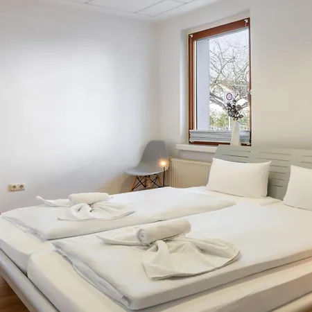 Ostseebad-karlshagen-ansprechende-ferienwohnung-fruehling Lejlighed